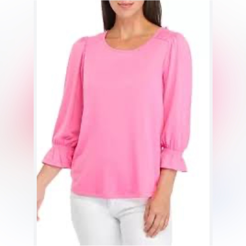 Umgee Rose Pink Quarter Sleeve‎ Top. Crew Neck. Size S